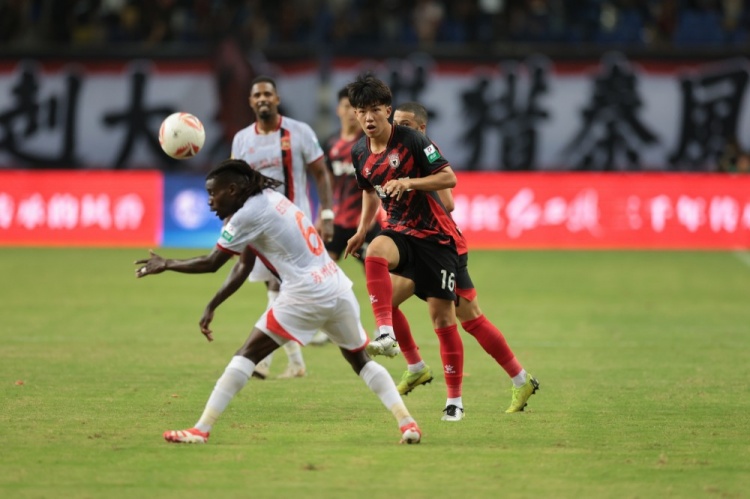 乔瓦尼：对方第一次反击时我们出现失误，他们给了我们沉重的惩罚