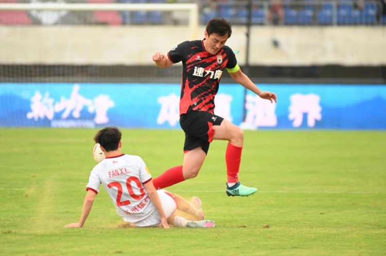 乔瓦尼：对方第一次反击时我们出现失误，他们给了我们沉重的惩罚