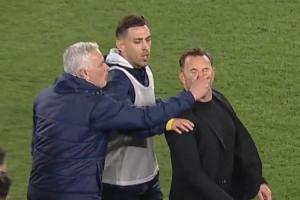 PG电子游戏试玩-土媒：捏鼻子争议后，穆里尼奥下课话题被提上费内巴切议程