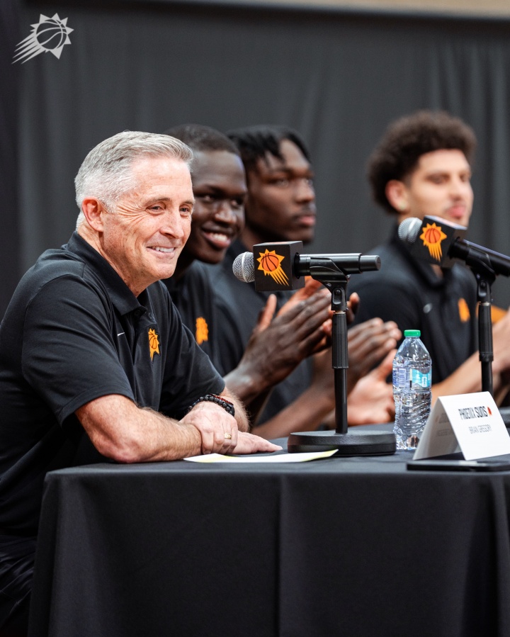 火力如何？太阳新任GM：布克和杰伦-格林会成为新赛季的后场首发