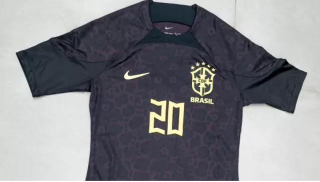 麻将胡了2-为支持维尼修斯反对种族主义 巴西队将首穿黑衣！